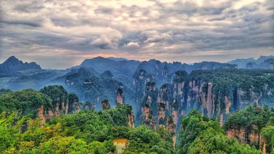 tianzi mountain in 4 days zhangjiajie private tour package.webp